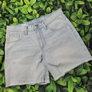 Gap Bleached Vintage Sexy Boyfriend Shorts Raw Hem size 26